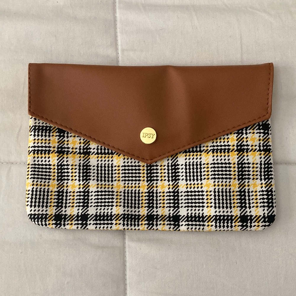 Ipsy Makeup Bag
